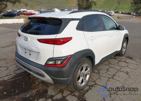 2022 Hyundai Kona Sel z USA, uszkodzony, nr VIN KM8K62AB5NU926411